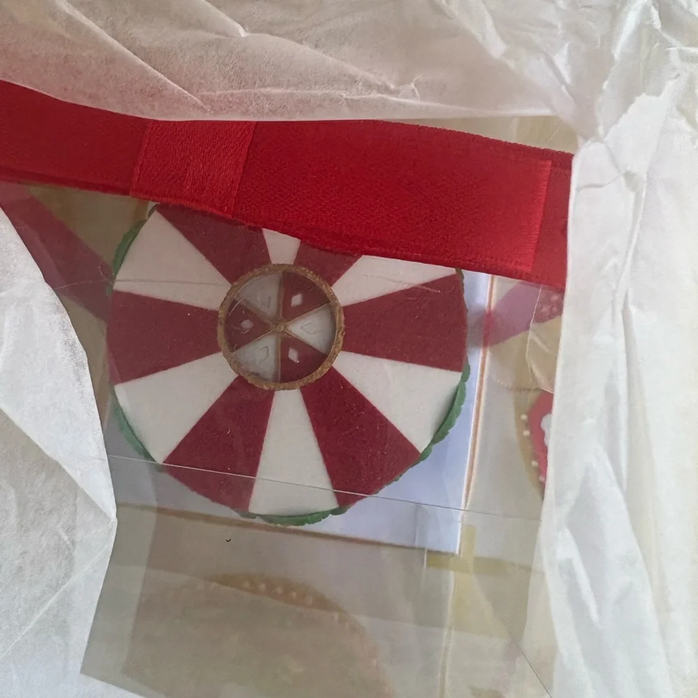 Animated Musical Carousel with Red and Green Accents - Picture 6 of 7